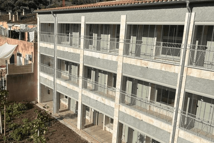 Galerías bioclimáticas para viviendas sostenibles en Esporles, Mallorca