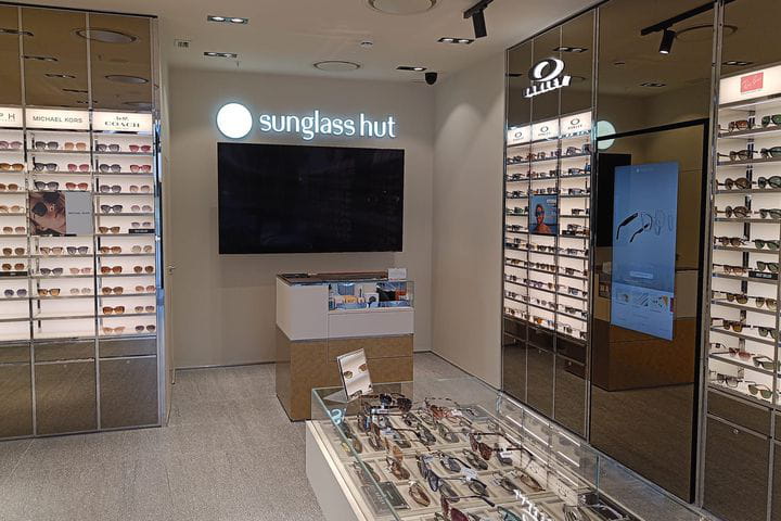 Sunglass Hut, Valencia